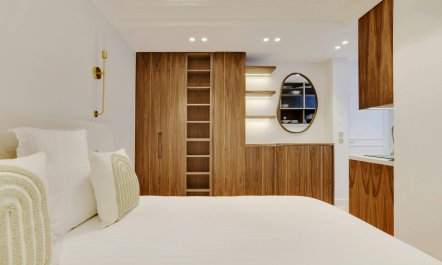 Marble & Mouldings 1