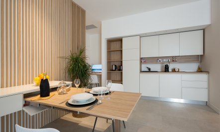 Coastal Sun Escape 5