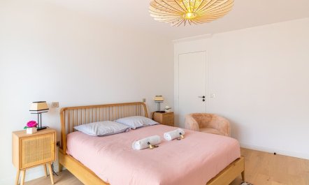 Pastel Parisian Jewel 6