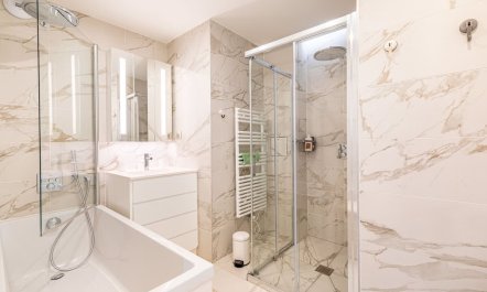 Pastel Parisian Jewel 8