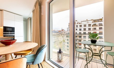 Pastel Parisian Jewel 1