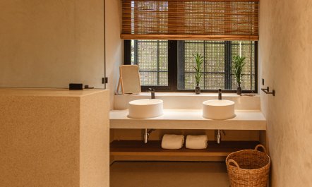 Crystal Blue Shores 9