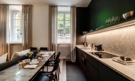 Lake & Hillside Place 3