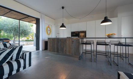 Southern Italian Abode 6