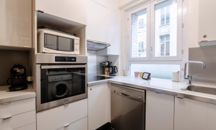 Old Majestic Oasis 4