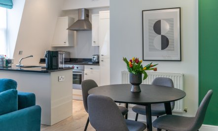 Tower Bridge Belle 5