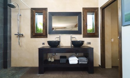 Views Of The Elephant 7