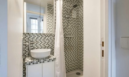 The Golden Entrance 7