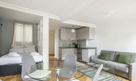 The Golden Entrance 3