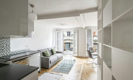 The Golden Entrance 5