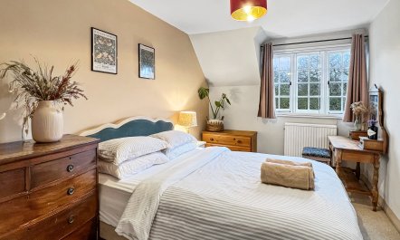 Bossington Green Cottage 0