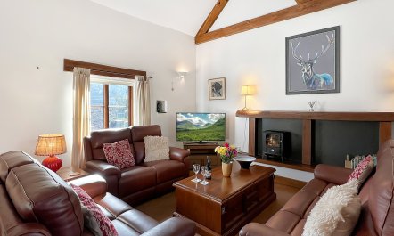 Hawthorn Cottage, Barbrook 2