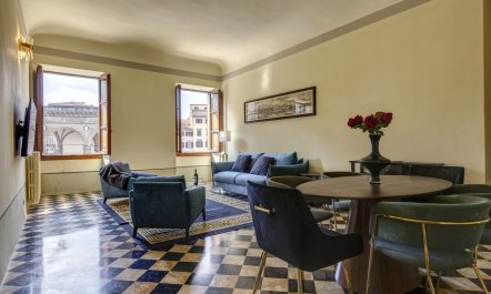 Piazza Vista 4