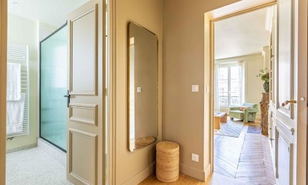 Left Bank Jewel 6