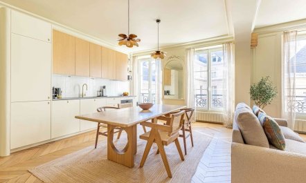 Left Bank Jewel 1