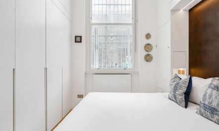 One Fine Residence 7