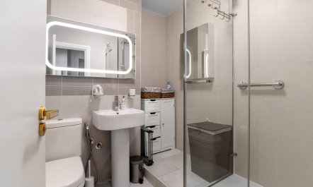 Holland Park Hideaway 8