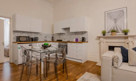 The Chic Abode 5