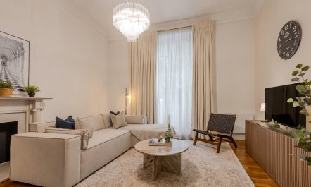 The Chic Abode