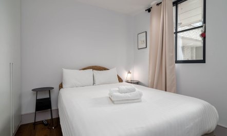 East London Attitude 1