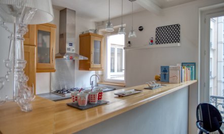 Authentic Marais Haven 5