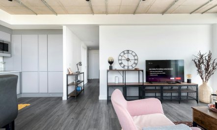 Urban Skyline Outlook 3