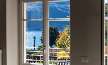 Pictures & Mirrors 3