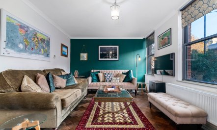 Perfect In Pimlico 5