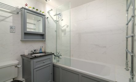 Perfect In Pimlico 4