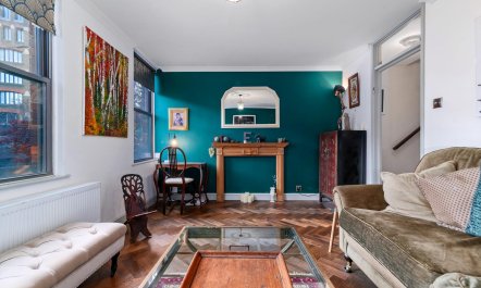 Perfect In Pimlico 4