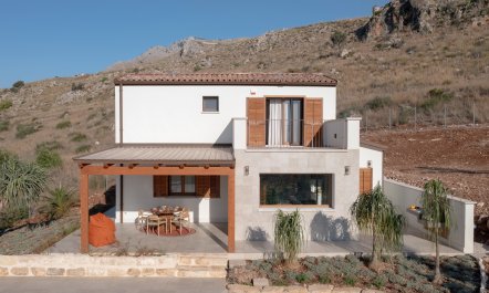 The Coast & Emerald 1