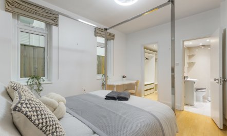 Hampstead Halcyon 6