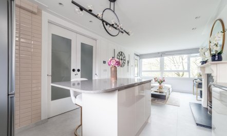 The Artistic Residence 4