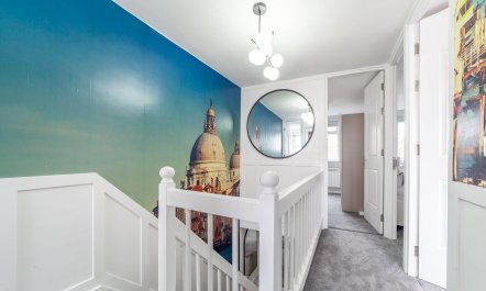 The Artistic Residence 5