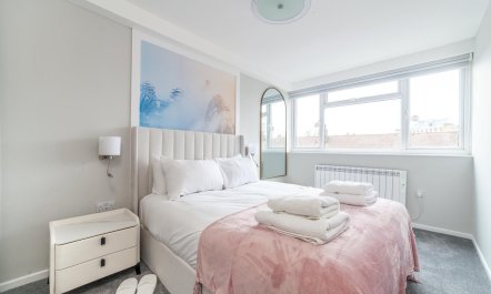 The Artistic Residence 9