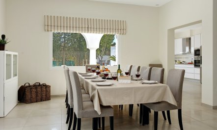 Curves of Alabaster 6