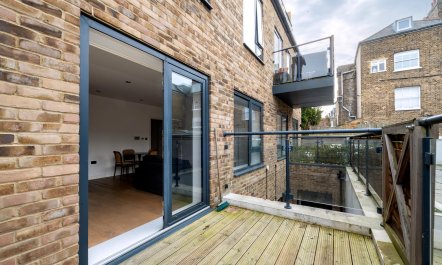 Putney Riverside Retreat 1