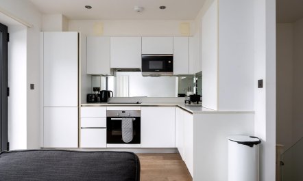 Putney Riverside Retreat 5