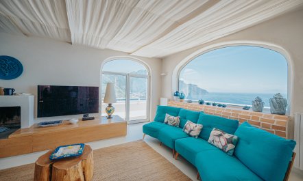 Amalfi Allure 3
