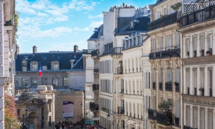 Light in the Marais 7