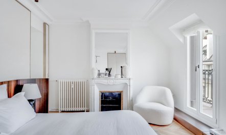 The Pulse of Paris 8