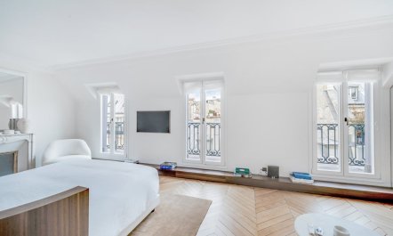 The Pulse of Paris 6