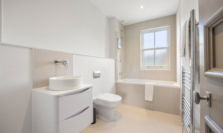 Covent Contemporary 8