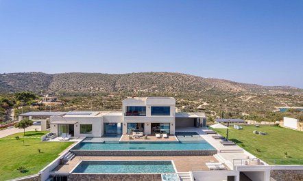 The Cliffside Retreat