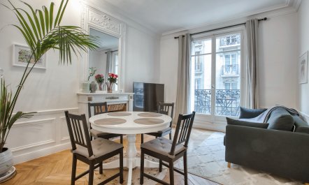 Montmartre Hideaway 4