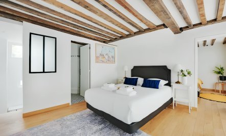 République Retreat 5