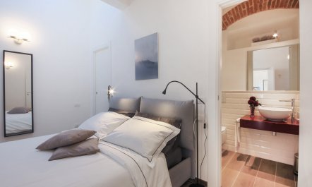 Florentine Nest 8