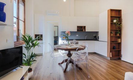 Florentine Nest 4