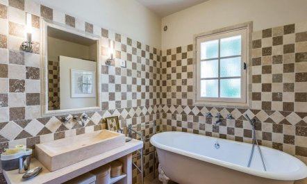 The Provencal Charm 8