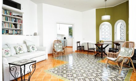 The Seaside Terrace 6